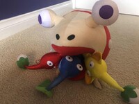 Nat bulborb eating pikmin.jpg
